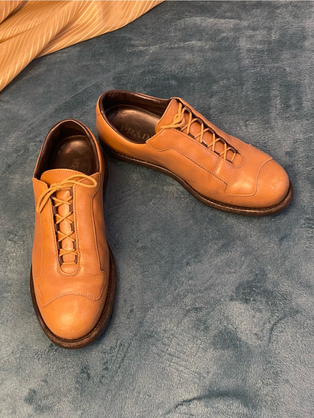 PRADA Italy made, Men’s Tan Leather Oxfords shoes, logos, size 9.5